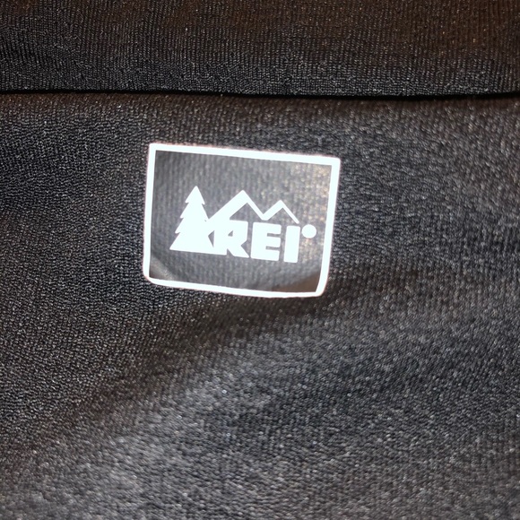 REI Men’s athletic/hiking shorts small - Picture 4 of 5